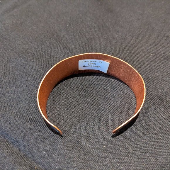 Stunning Native Indigenous Canada Copper Bracelet Bangle Spirit Bear - Picture 7 of 8